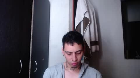 Snapshot of xalejo_max chatting on 11.19.25 xalejo_max online show from 11.19.25