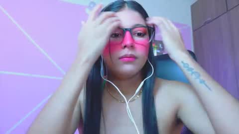 XALLYSONX online show from 05.25.26
