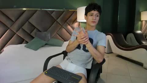 xam_collen online show from 03.05.26