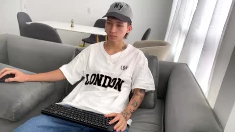 Snapshot of xamyu chatting on 01.30.25 Xam online show from 01.30.25