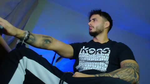 Snapshot of xandercagex chatting on 11.13.25 XanderCageX online show from 11.13.25