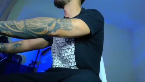 Snapshot of xandercagex chatting on 11.16.25 XanderCageX online show from 11.16.25