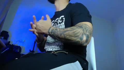 Snapshot of xandercagex chatting on 11.16.25 XanderCageX online show from 11.16.25