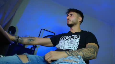 Snapshot of xandercagex chatting on 11.23.25 XanderCageX online show from 11.23.25