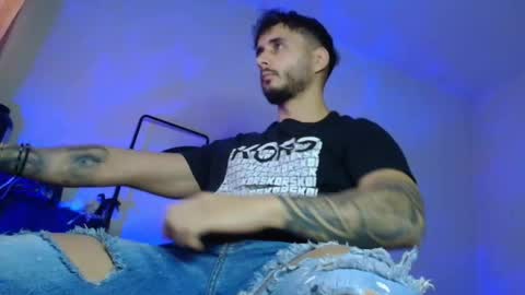 Snapshot of xandercagex chatting on 11.26.25 XanderCageX online show from 11.26.25