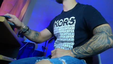 Snapshot of xandercagex chatting on 12.02.25 XanderCageX online show from 12.02.25