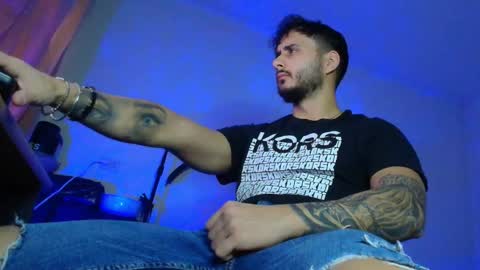 Snapshot of xandercagex chatting on 12.05.25 XanderCageX online show from 12.05.25