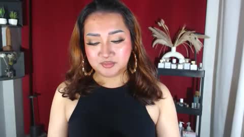 Nira   NOT INTO CHEAP GUYS  online show from 09.14.25