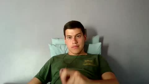 Snapshot of xbasstian_77 chatting on 01.05.25 Sebas online show from 01.05.25