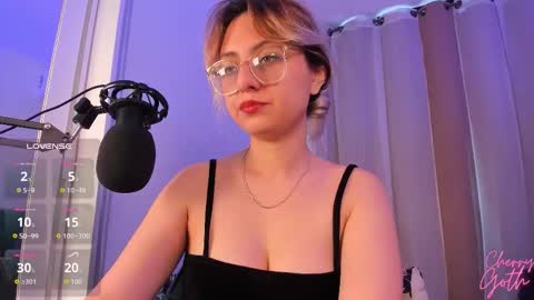 Snapshot of xcherrygoth chatting on 10.22.25 Cherry Goth online show from 10.22.25