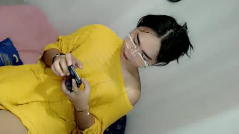 Snapshot of xchinita_kyanggx chatting on 01.06.26 kianna online show from 01.06.26