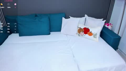 Snapshot of xchristalx chatting on 11.03.25 Christal online show from 11.03.25