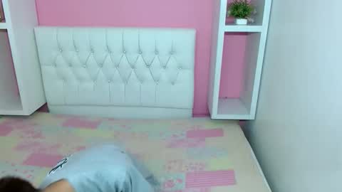 Snapshot of xcoupleplayxx chatting on 04.17.26 xcoupleplayxx online show from 04.17.26