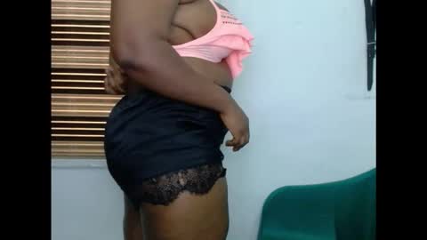 xcreamypussy online show from 11.30.25