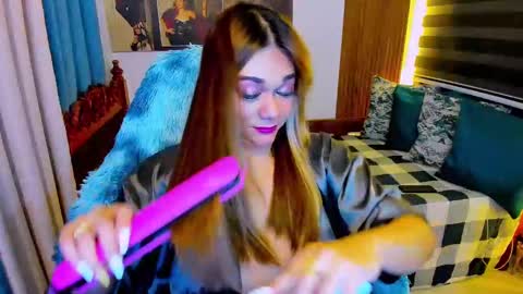 Snapshot of xdirtymistressx chatting on 01.21.25 XDirtymistressX online show from 01.21.25