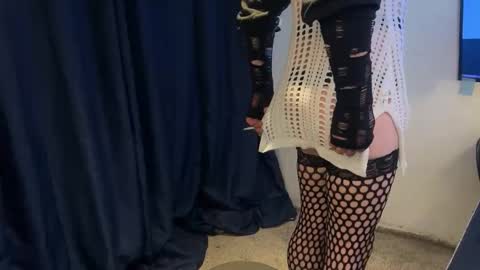 Snapshot of xdresserwithass588292 chatting on 11.21.25 xdresserwithass online show from 11.21.25