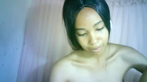 Snapshot of xenna610827 chatting on 01.24.25 xenna610827 online show from 01.24.25