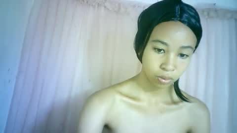 Snapshot of xenna610827 chatting on 01.25.25 xenna610827 online show from 01.25.25