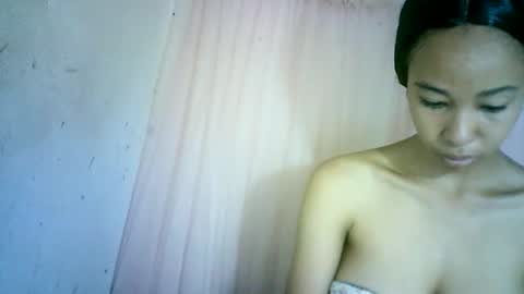 Snapshot of xenna610827 chatting on 01.28.25 xenna610827 online show from 01.28.25