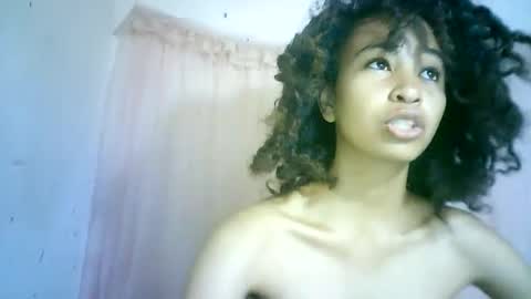 Snapshot of xenna610827 chatting on 01.30.25 xenna610827 online show from 01.30.25