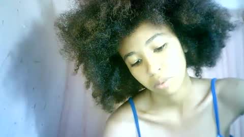 Snapshot of xenna610827 chatting on 02.06.25 xenna610827 online show from 02.06.25