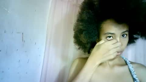 Snapshot of xenna610827 chatting on 02.24.25 xenna610827 online show from 02.24.25