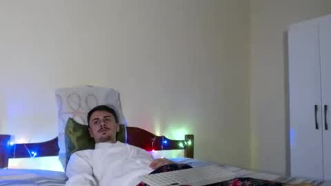 xfallen_angelxx online show from 12.16.25