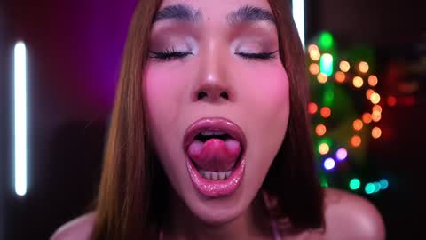 Anne online show from 11.06.25