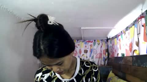 xgurlxlaloox online show from 06.10.26
