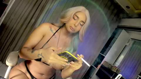 hey honey online show from 02.23.25