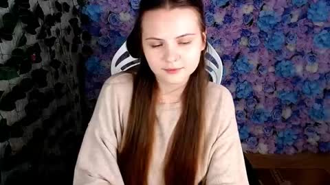 Lina online show from 10.06.25