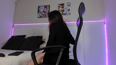 Snapshot of ximedg chatting on 02.05.25 Xime online show from 02.05.25