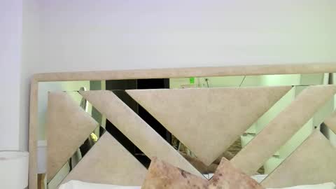 Xime  online show from 12.19.25