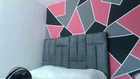 ximena suarez online show from 11.18.25