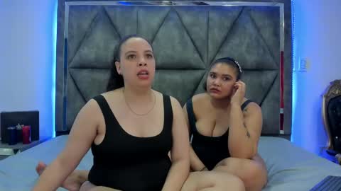 Snapshot of ximenarusso chatting on 02.12.25 online show from 02.12.25