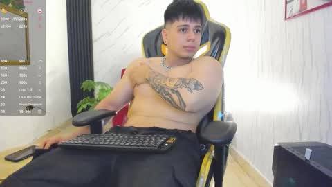 Snapshot of xkevyn chatting on 11.28.25 online show from 11.28.25