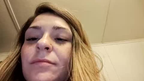 xkittymeowz online show from 11.15.25