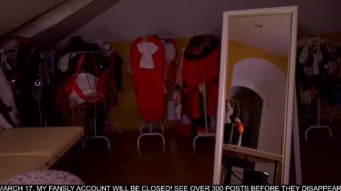 Snapshot of xlanabunny chatting on 02.22.25 xlanabunny online show from 02.22.25