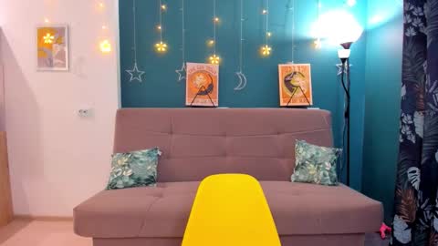 Chloe online show from 02.14.25