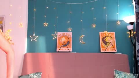 Chloe online show from 03.05.25