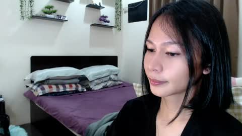 Snapshot of xlovely_destinyx chatting on 07.28.26 Alice online show from 07.28.26