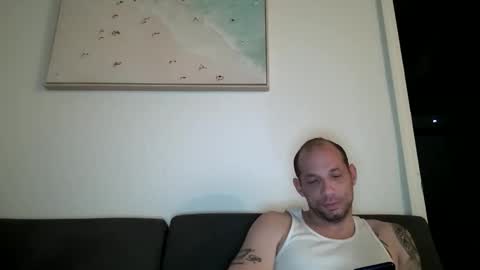 Snapshot of xlpack69 chatting on 01.21.25 John online show from 01.21.25