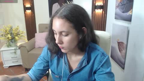 lunna online show from 10.22.25