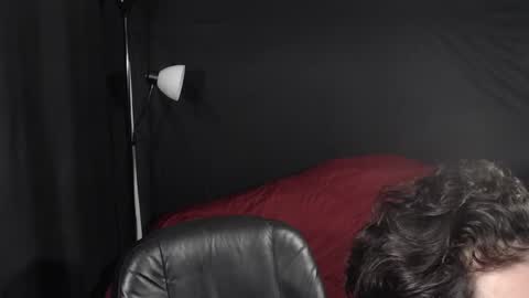 Snapshot of xmetalstudx chatting on 12.11.24 MetalstudMaster online show from 12.11.24