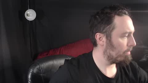 Snapshot of xmetalstudx chatting on 03.04.25 MetalstudMaster online show from 03.04.25