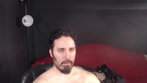 Snapshot of xmetalstudx chatting on 03.10.25 MetalstudMaster online show from 03.10.25