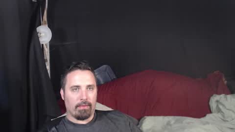 Snapshot of xmetalstudx chatting on 10.04.25 MetalstudMaster online show from 10.04.25