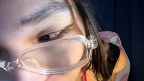 Snapshot of xmonica_cummerx chatting on 12.23.24 Sweet Monica online show from 12.23.24