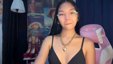 Snapshot of xmonica_cummerx chatting on 01.23.25 Sweet Monica online show from 01.23.25