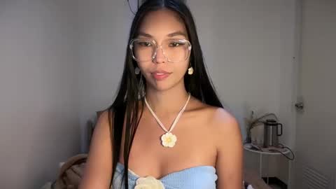 Snapshot of xmonica_cummerx chatting on 02.24.25 Sweet Monica online show from 02.24.25